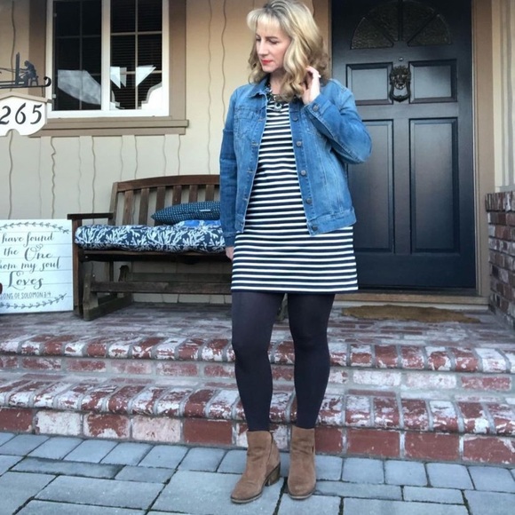 Vineyard Vines Navy Striped Knit Dress M - Picture 2 of 4